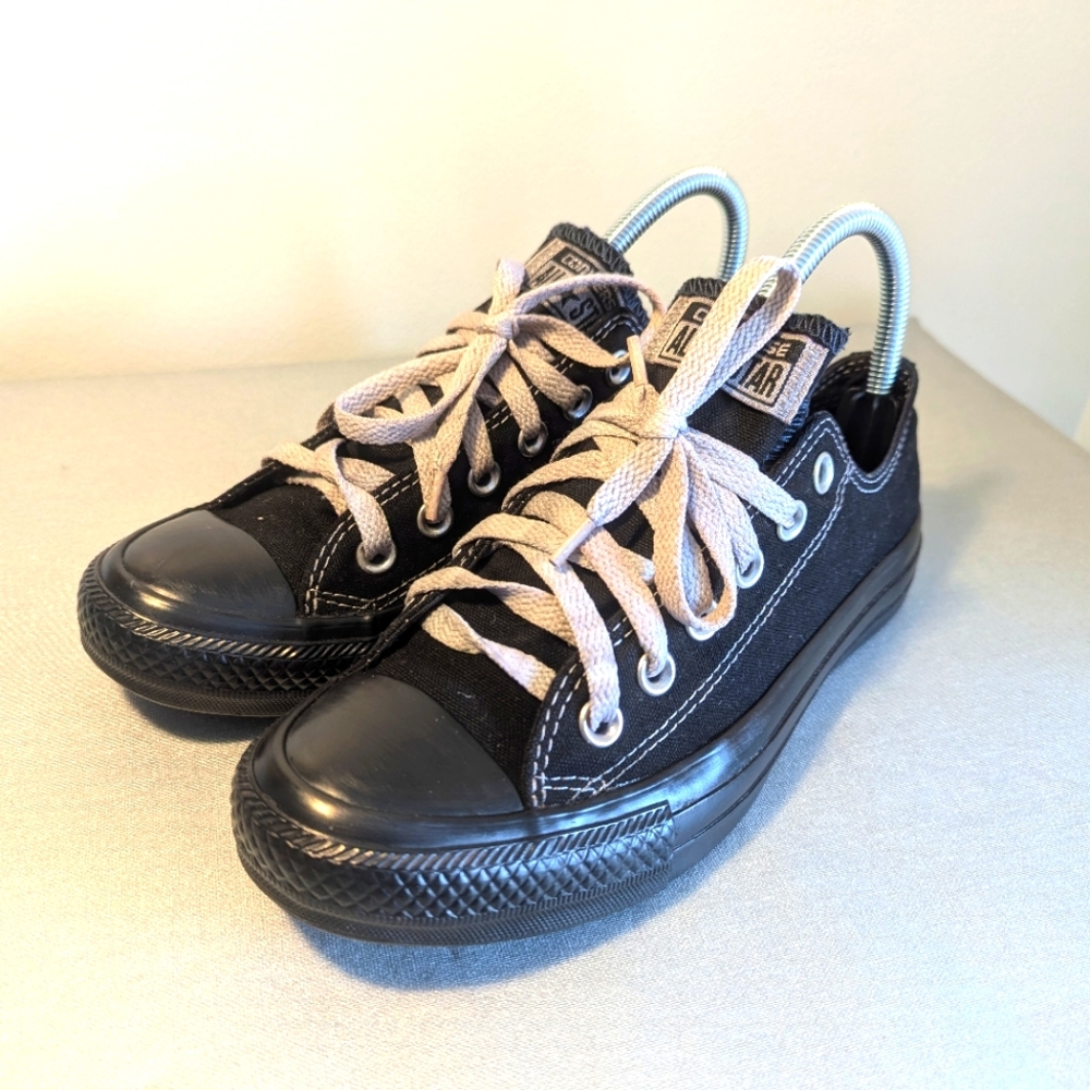 All Black Converse Sneakers US Size 7 Shoes